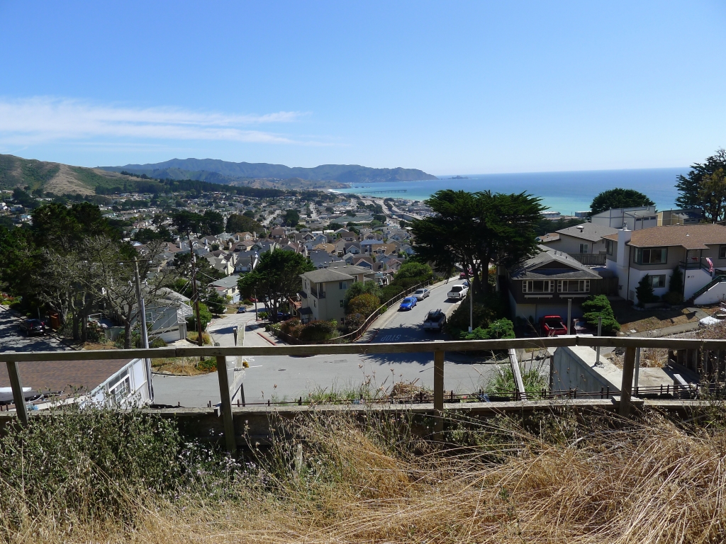 300 Coral Ridge Drive | Pacifica Real Estate | Rita Roti